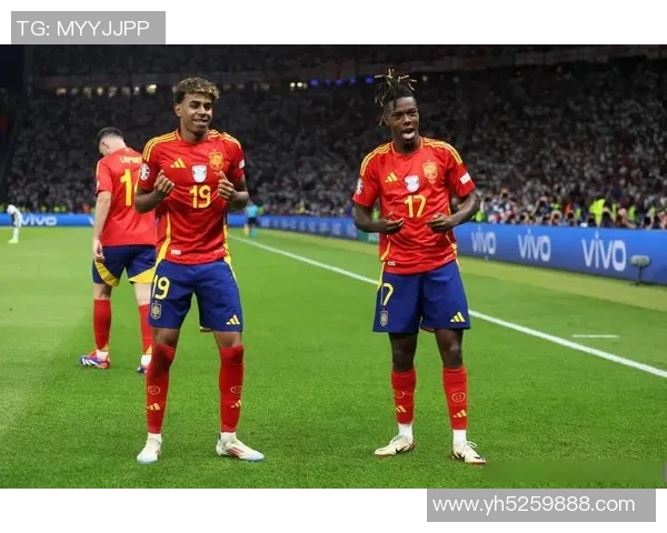 探讨多维足球明星的魅力与影响力及其在现代足球中的重要性