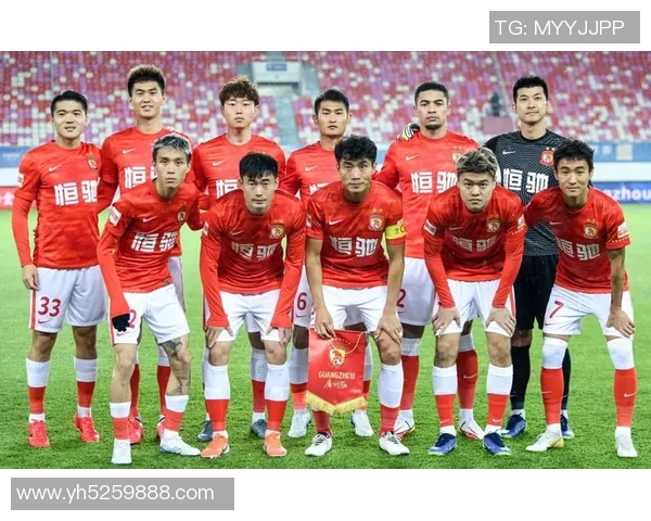 武汉羽毛球队与广州羽毛球队赛后复盘分析比赛节奏与战术对比